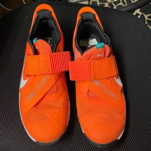 Nike Metcon 7 Flyease